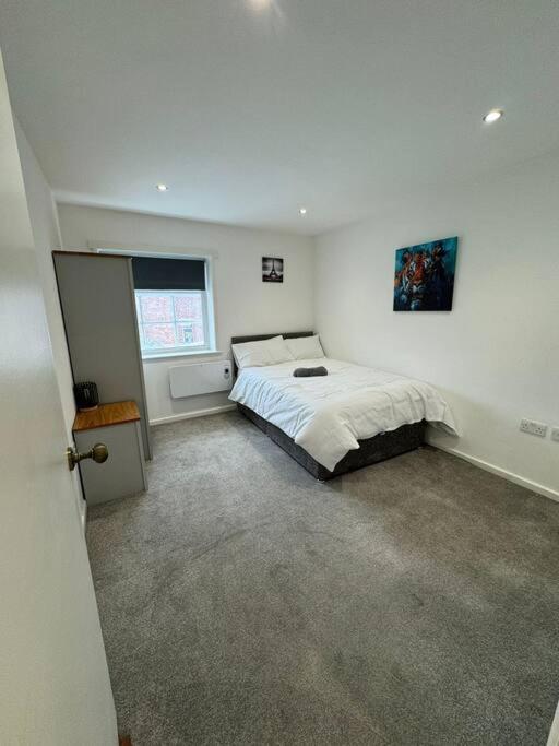 Comfy Flat For 6 In City Center Gs306 شيفيلد المظهر الخارجي الصورة