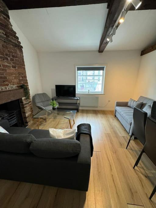 Comfy Flat For 6 In City Center Gs306 شيفيلد المظهر الخارجي الصورة